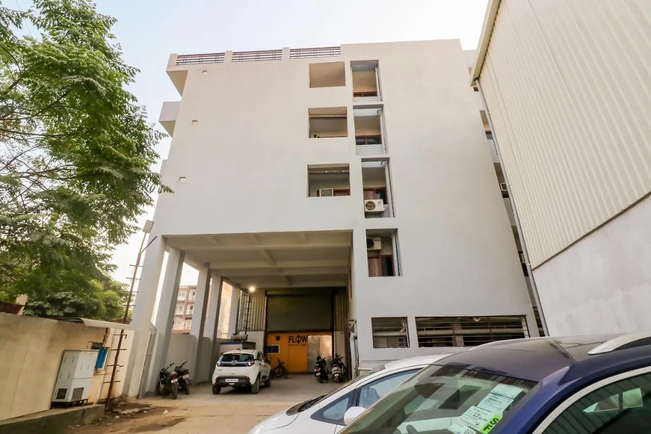 Oyo 71597 The Shivaay Residency Hotel Gurgaon 3*,